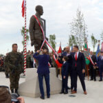 Odsłonięcie pomnika rotmistrza Pileckiego w Opolu [wideo]