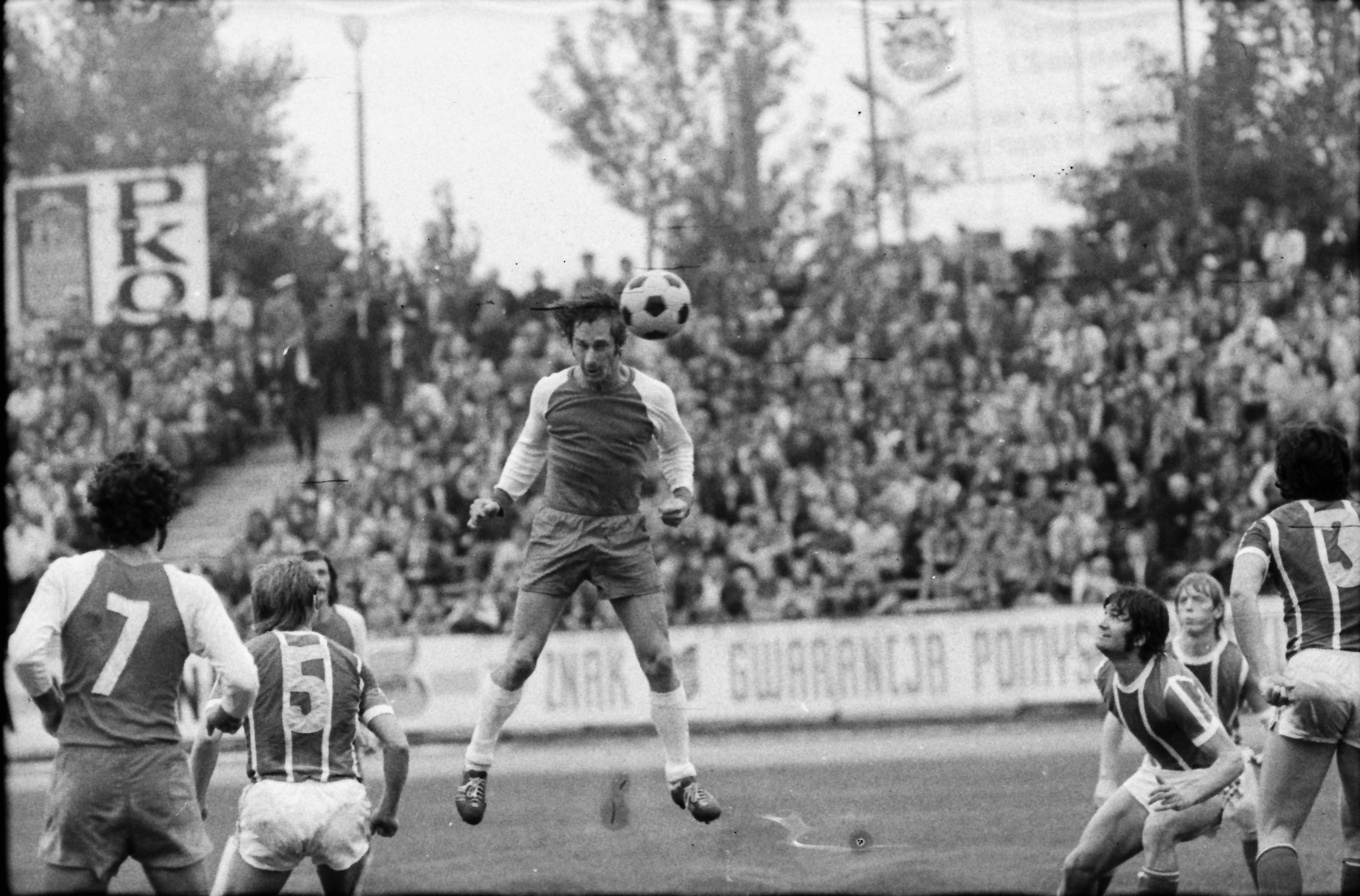 24 sierpnia 1975. Mecz Odra - Ruch Chorzów. Fot. Jerzy Stemplewski