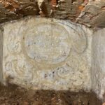 Opolscy naukowcy: Reliktów odkrytych w opolskiej katedrze nie powinno się zasypywać