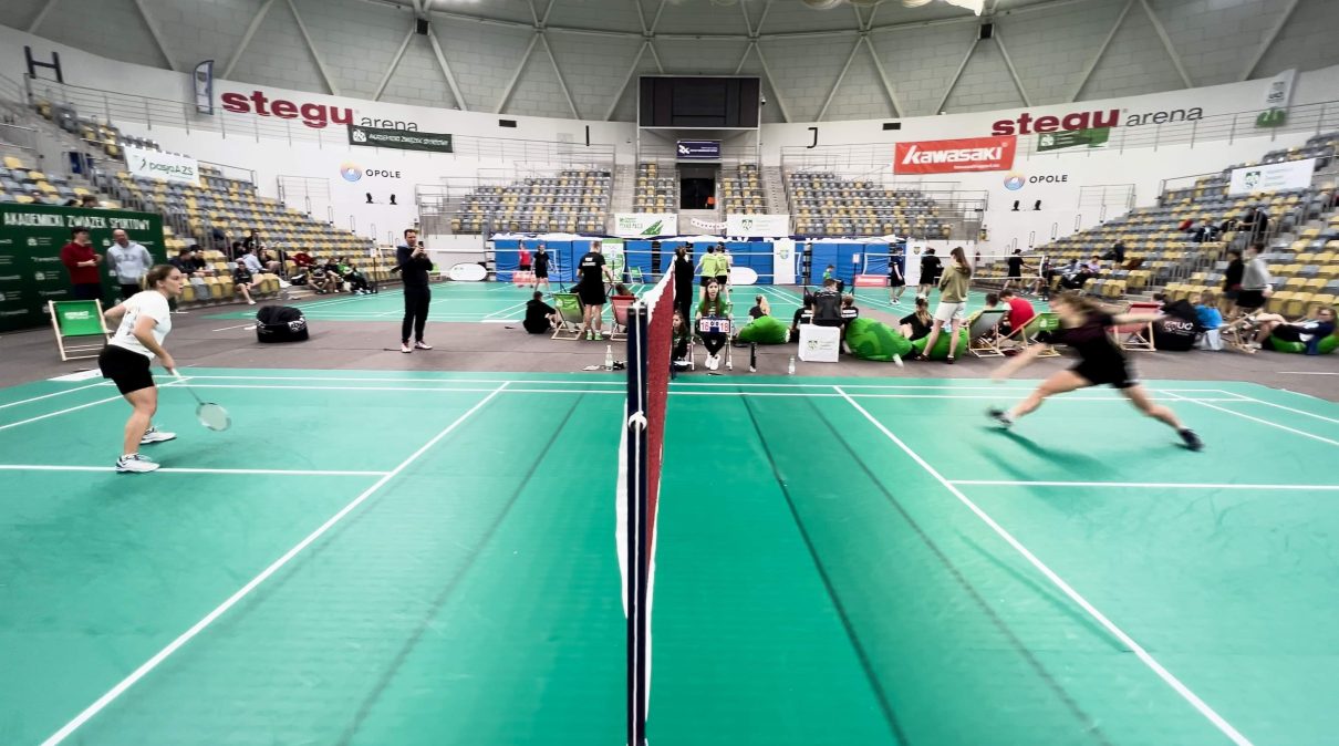 Akademickie badmintonowe zmagania w Stegu Arenie