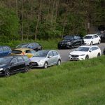 samochody parkowanie tereny zielone trawa park 800 – lecia wyspa bolko park widoczki zielone Opole (21)