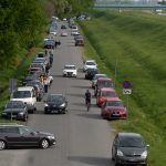 samochody parkowanie tereny zielone trawa park 800 – lecia wyspa bolko park widoczki zielone Opole (38)