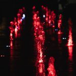 wieczorne fontanny opola plac kopernika wolności sebastiana (22)