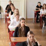 rozpoczęły się egzaminy maturalne matura 2024 język polski lo5 (23)
